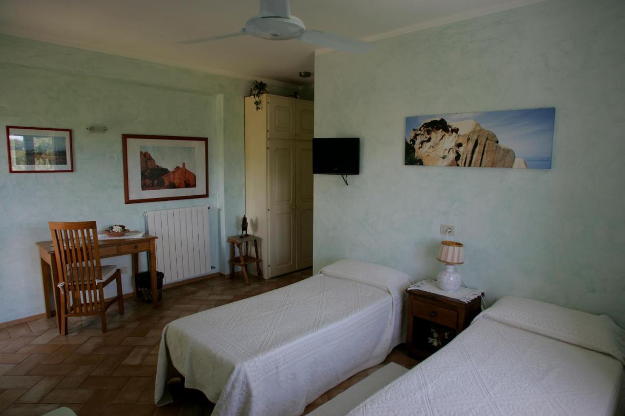 Lu Pastruccialeddu Hotel Arzachena Kültér fotó